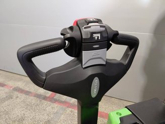 Stoccatori guida in accompagnamento Hangcha CDD20 XT1-SI - 9