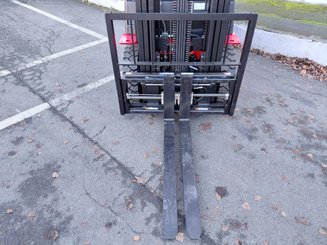 Carrello elevatore frontale a 4 ruote Hangcha XF25D-2 (CPCD25-X2H7F1)