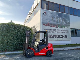 Carrello elevatore frontale a 4 ruote Hangcha XF25D-2 (CPCD25-X2H7F1)