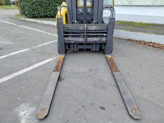 Carrello elevatore laterale multidirezionale Combilift C4000