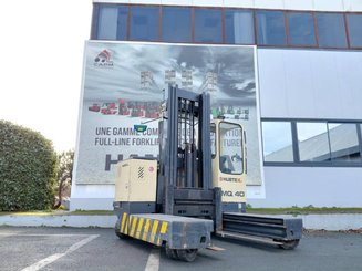 Carrello elevatore laterale multidirezionale Hubtex MQ40