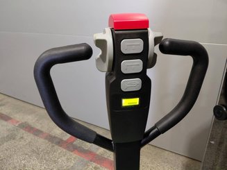 Stoccatori guida in accompagnamento Hangcha CDD15-A2MC2-ISZ