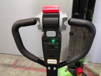 Stoccatori guida in accompagnamento Hangcha CDD15-A2MC2-ISZ