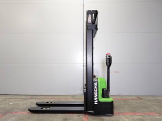 Stoccatori guida in accompagnamento Hangcha CDD15-A2MC2-ISZ