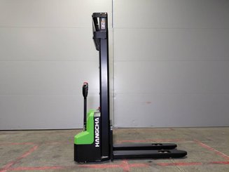 Stoccatori guida in accompagnamento Hangcha CDD15-A2MC2-ISZ