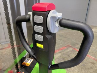 Stoccatori guida in accompagnamento Hangcha CDD15-A2MC2-ISZ