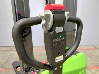 Stoccatori guida in accompagnamento Hangcha CDD15-A2MC2-ISZ