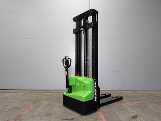 Stoccatori guida in accompagnamento Hangcha CDD15-A2MC2-ISZ