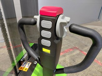 Stoccatori guida in accompagnamento Hangcha CDD15-A2MC2-ISZ