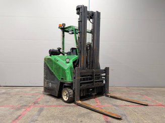 Carrelli multidirezionali Combilift COMBI CB2500